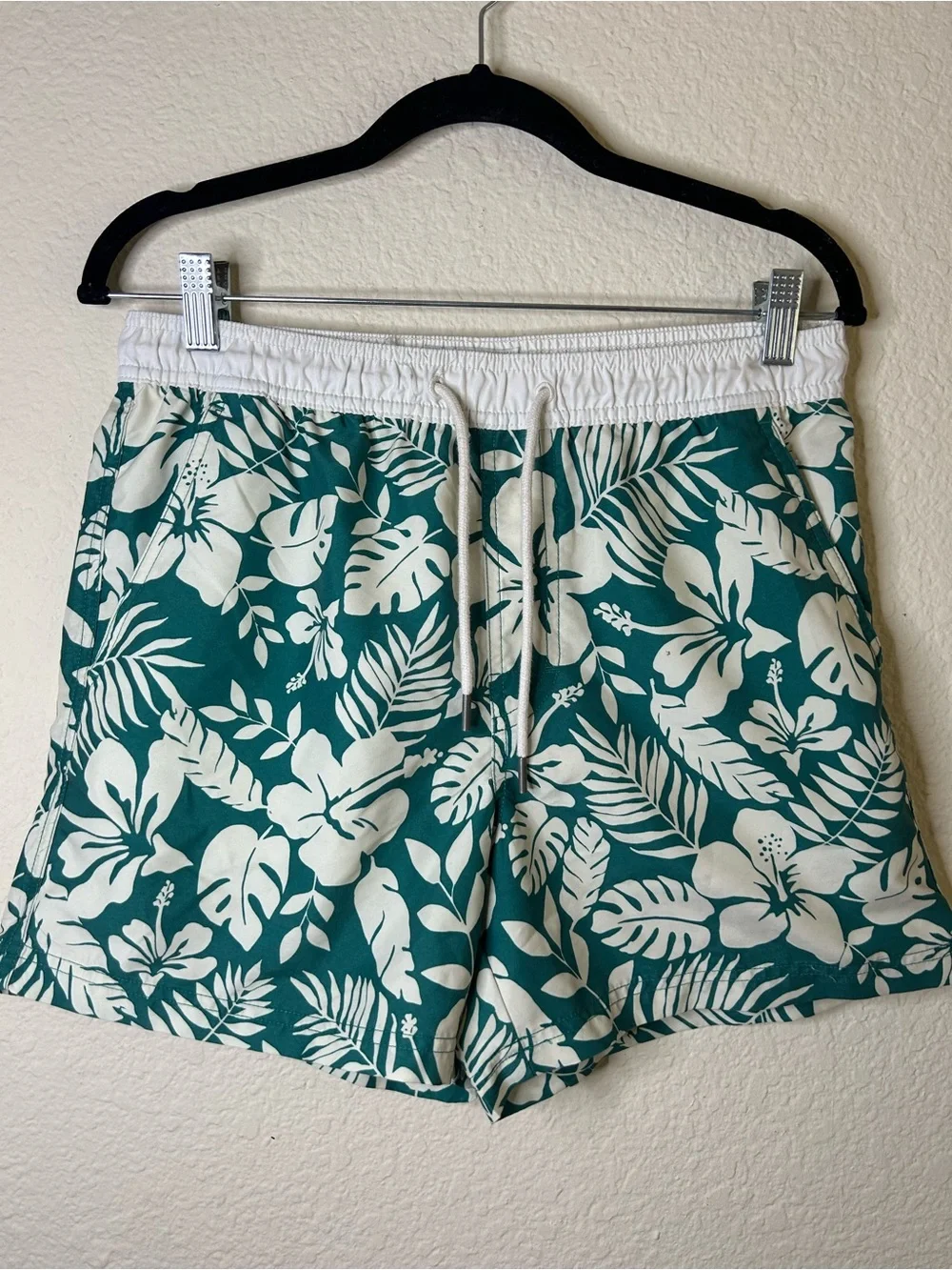 American Eagle Mens Teal White Tropical Print Drawstring Shorts Small Swim Beach